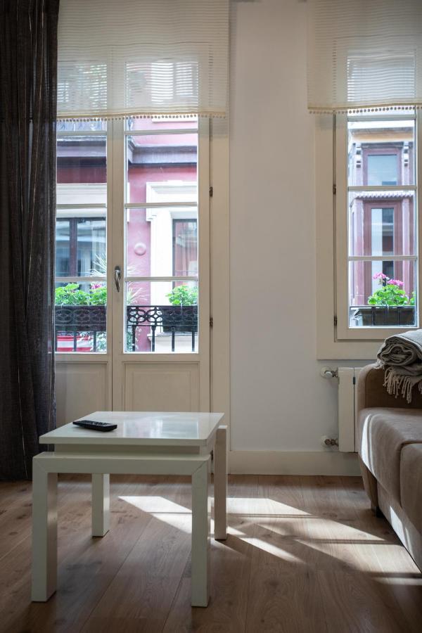 Ferienwohnung Acogedor Apartamento En El Centro Del Casco Viejo Bilbao Exterior foto