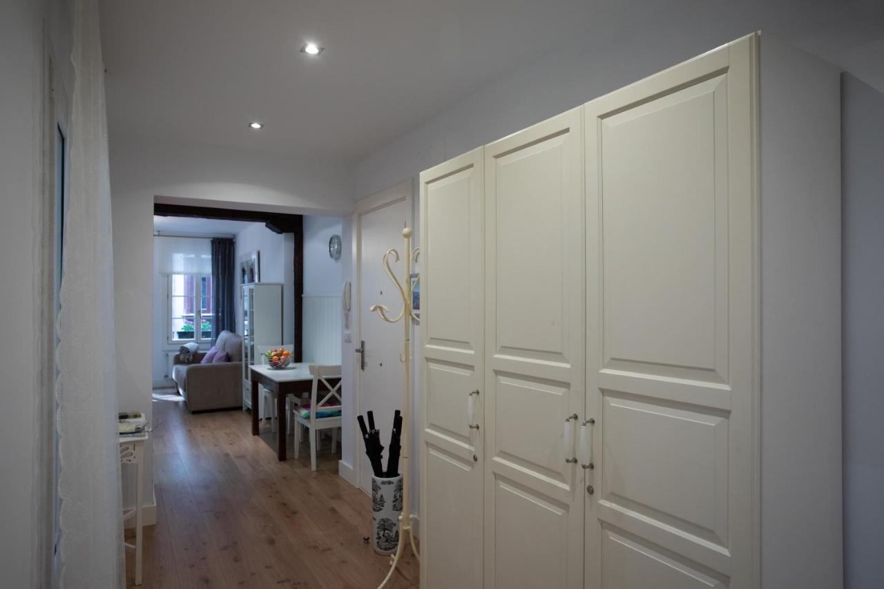 Ferienwohnung Acogedor Apartamento En El Centro Del Casco Viejo Bilbao Exterior foto